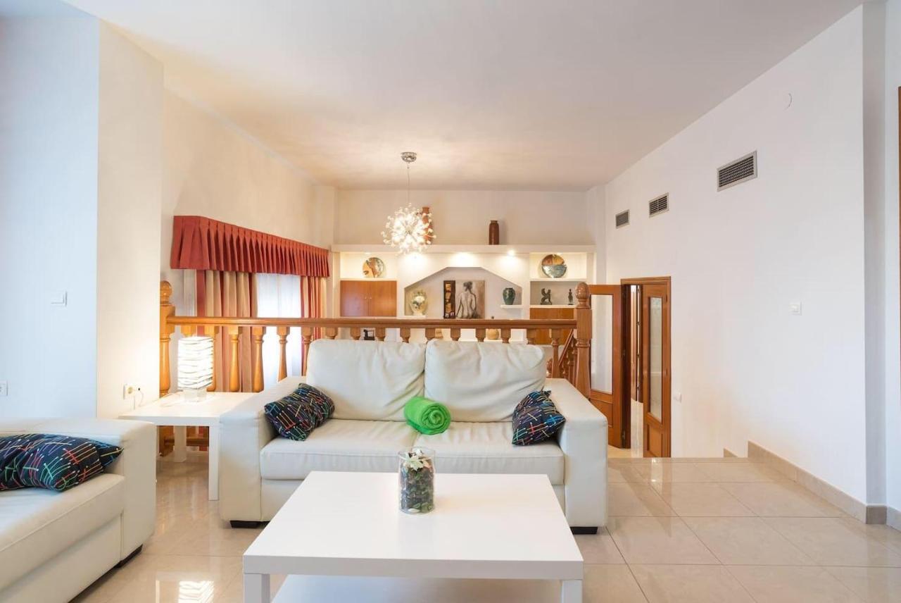 Livemalaga Terrace & Beach Grand House Bagian luar foto